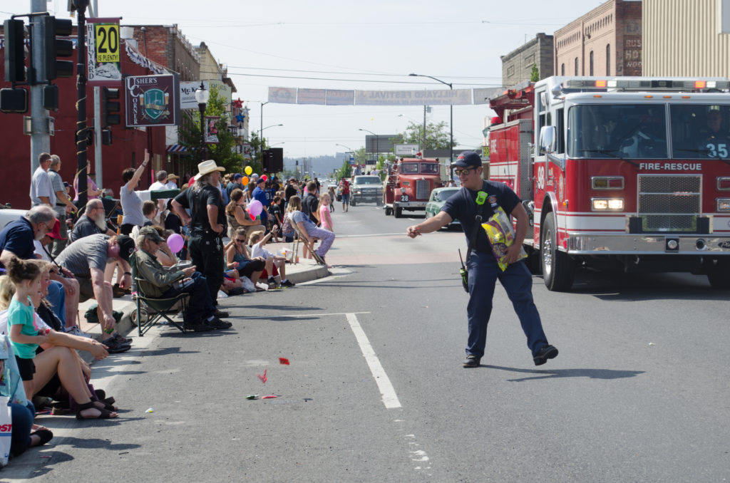 parade001 Hillyard Festival